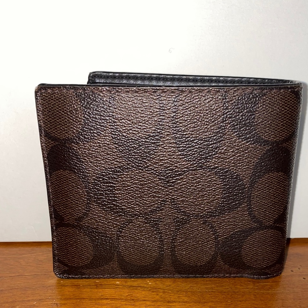 Coach wallet - Picture 2 of 3
